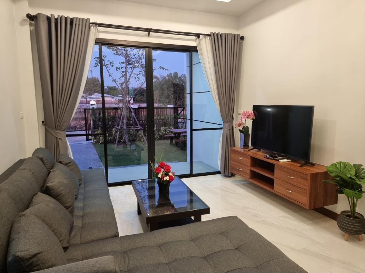 Baan Dalah Buriram Βίλα Εξωτερικό φωτογραφία